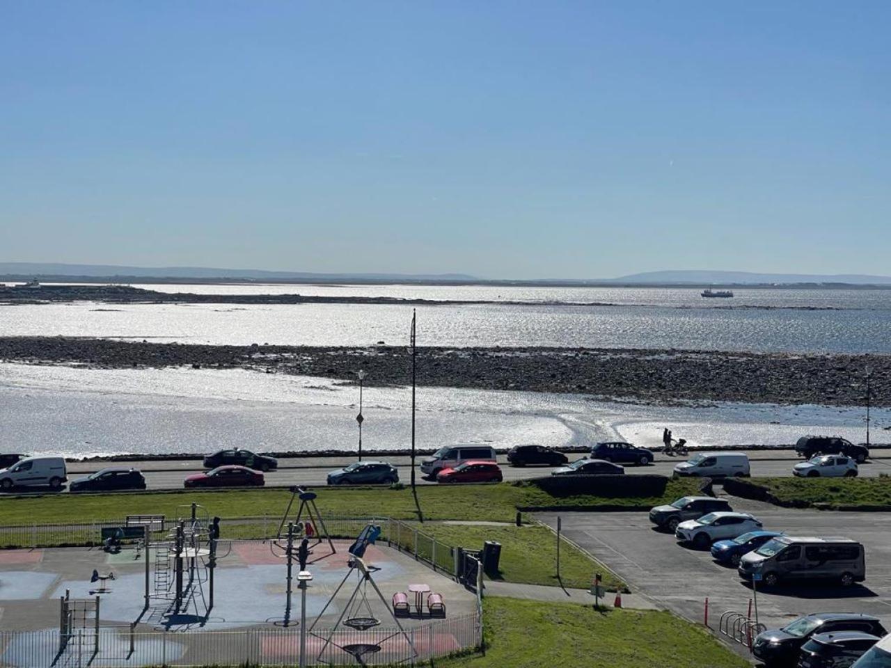 Shoreline Apartments Galway Esterno foto